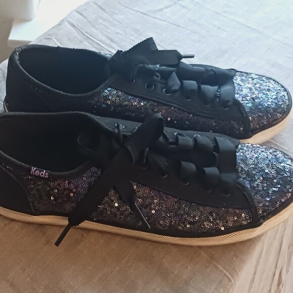 Sequined Tennis Shoes - Picture 7 of 8